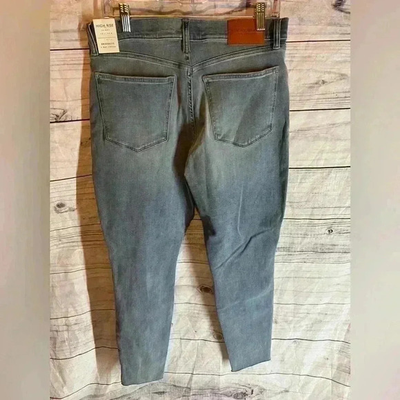 Lucky brand women’s high rise Bridgette skinny jeans - Picture 2 of 6